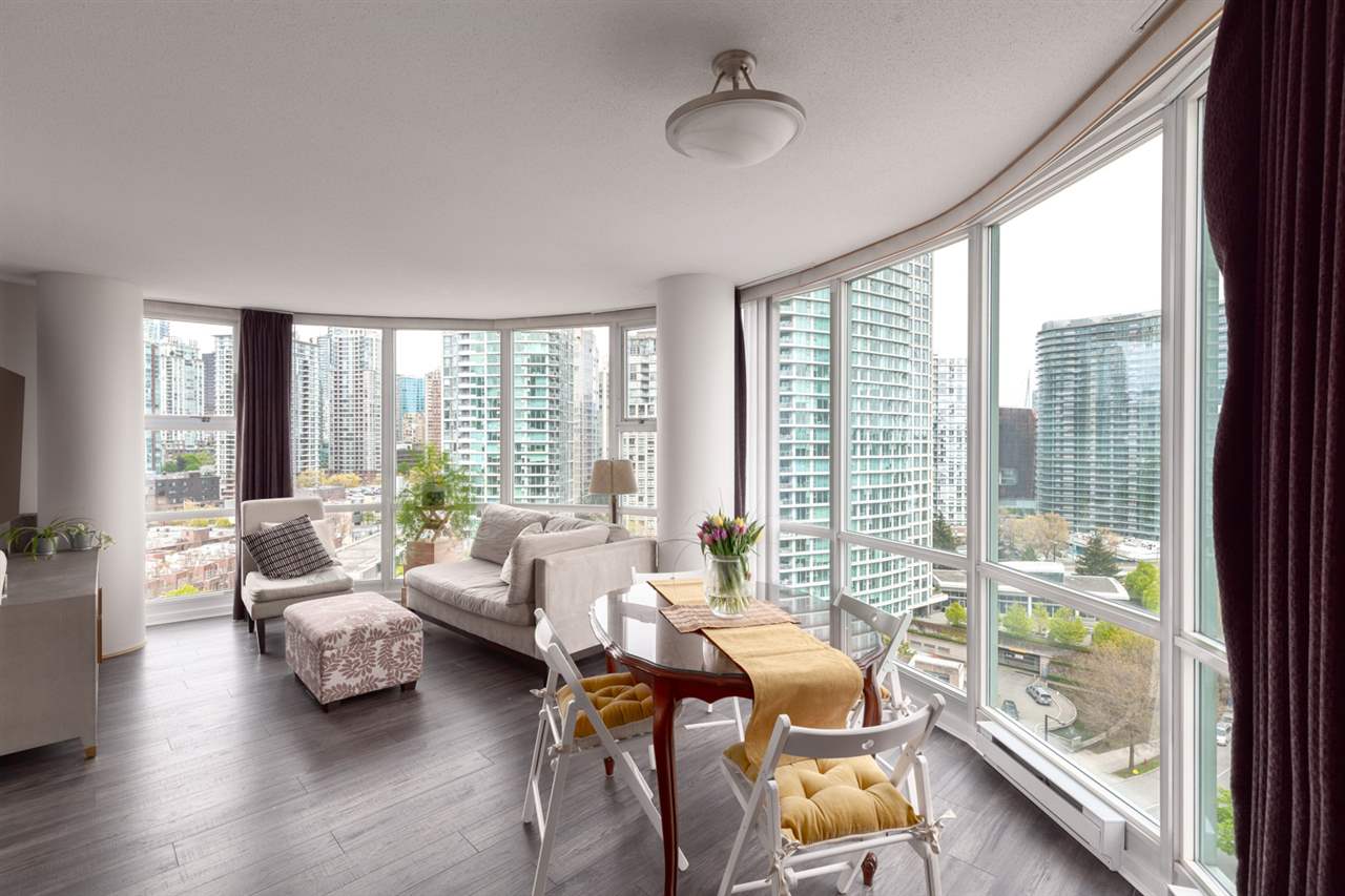 One Bedroom and Den Yaletown Condo at 1706193 Aquarius Mews