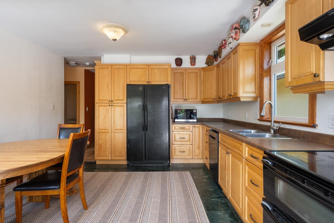 2268 E 7th Avenue Vancouver, BC - 6