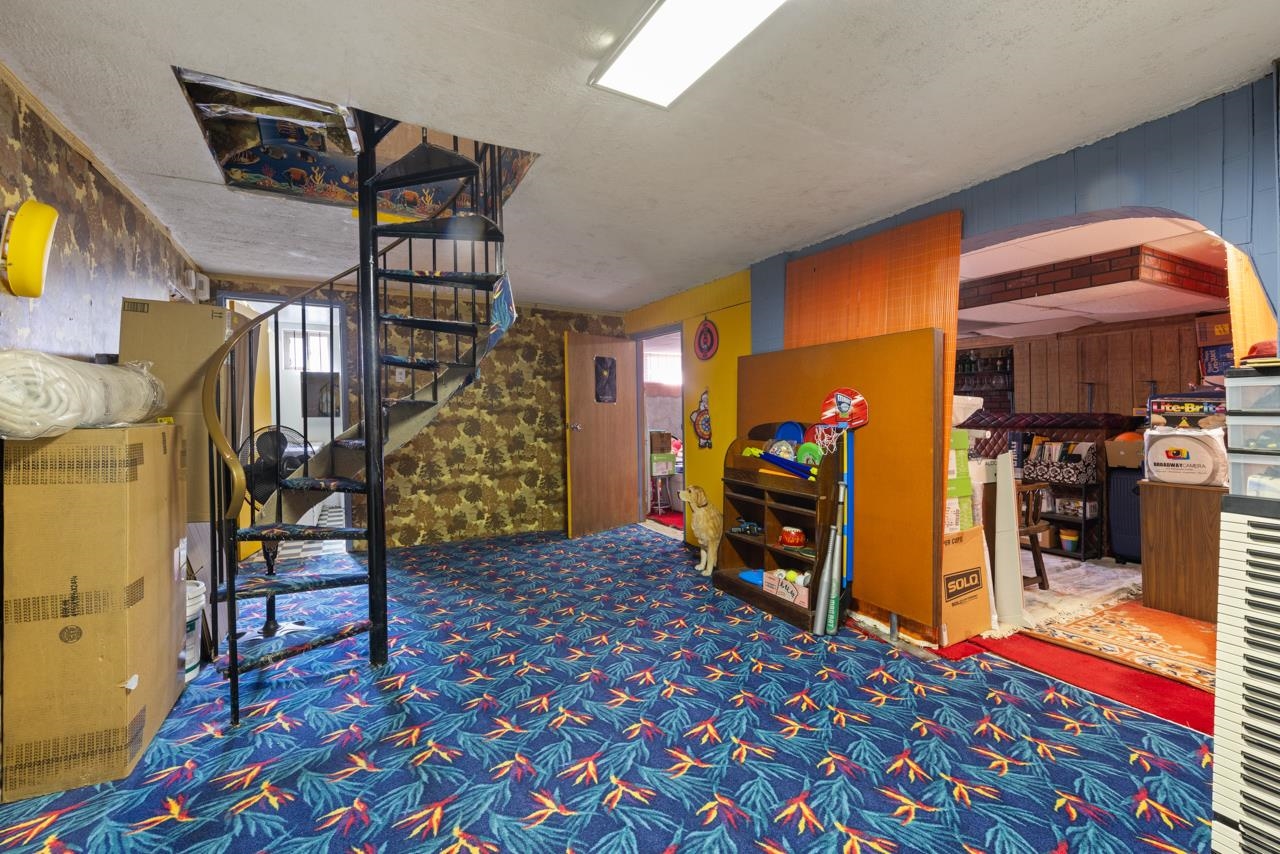 2472 E 12th Avenue Vancouver, BC - 23