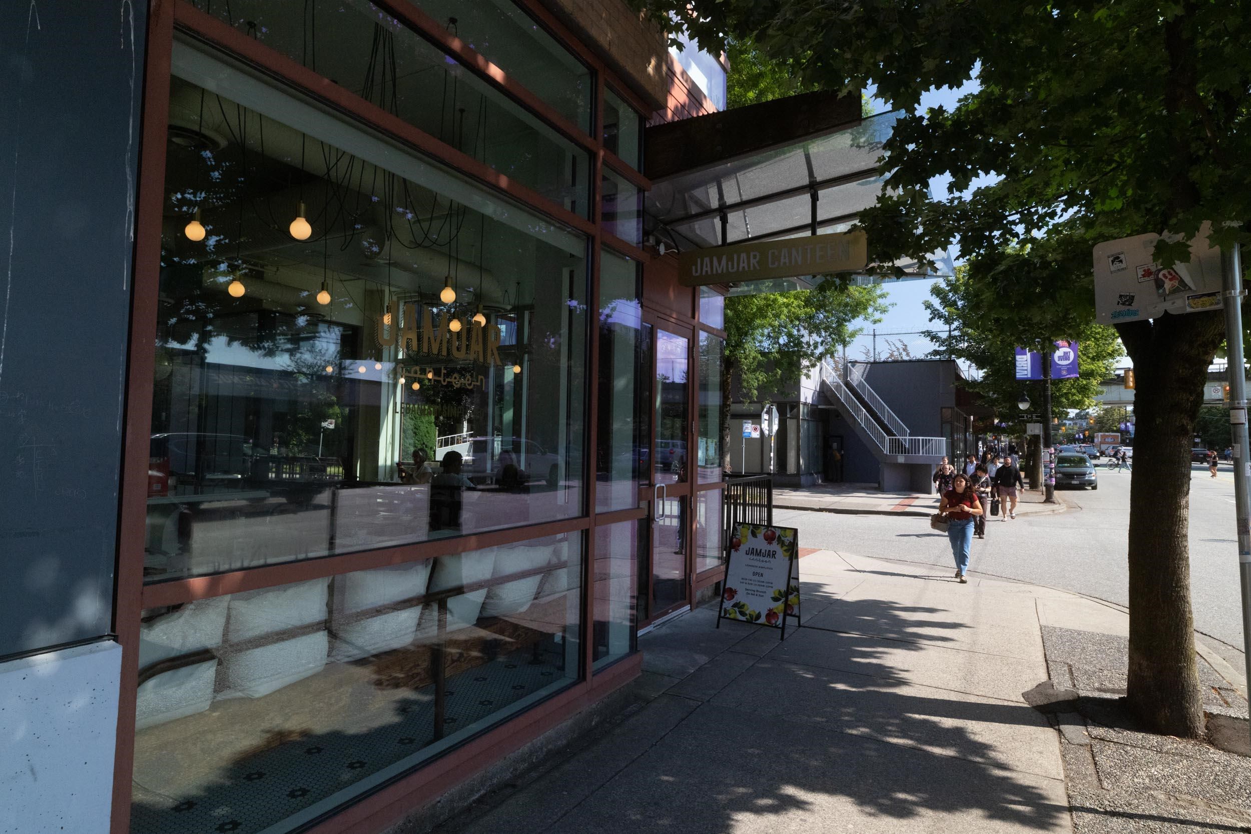 1737 E 5th Avenue Vancouver, BC - 29