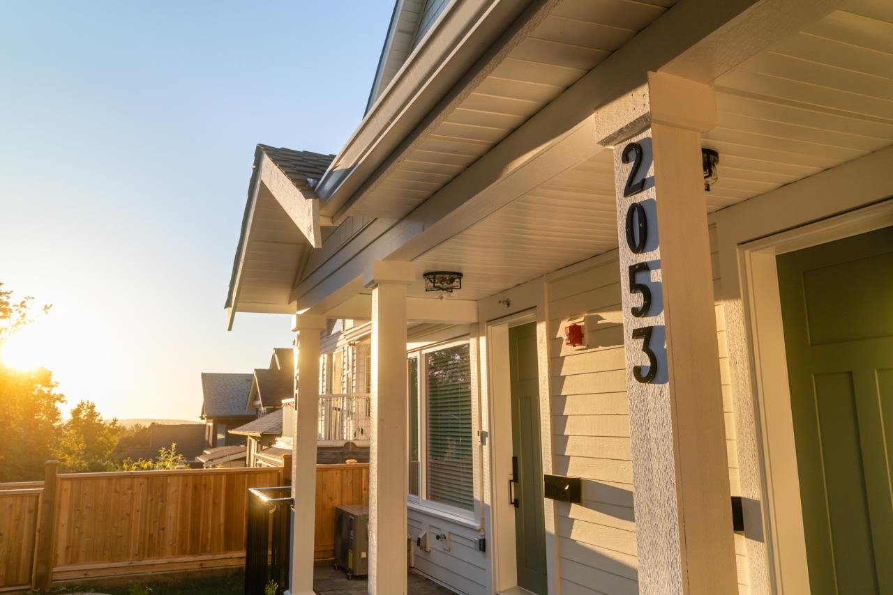 2053 E 4th Avenue Vancouver, BC - 2