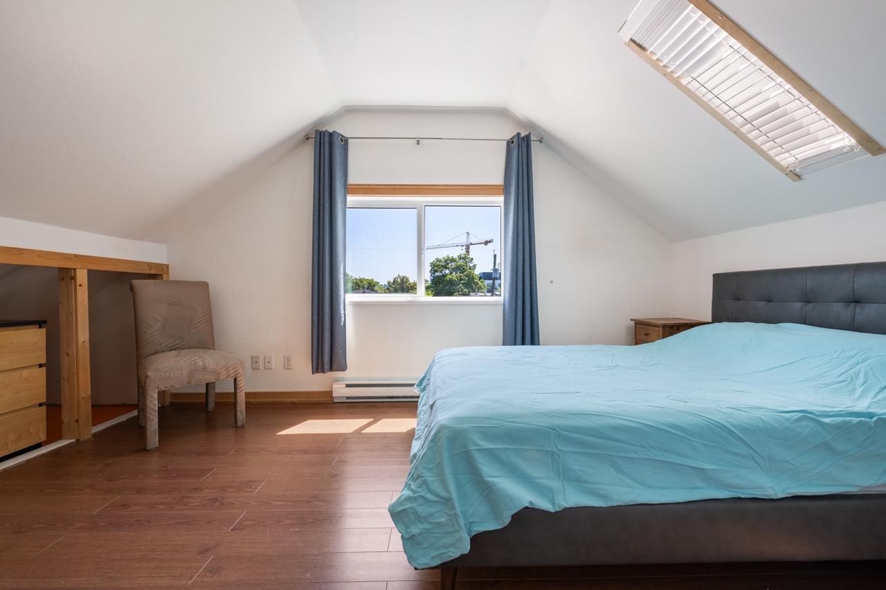 2268 E 7th Avenue Vancouver, BC - 15