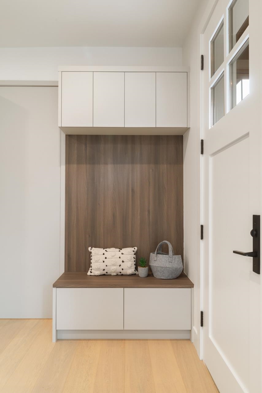 1 2680 E 5th Avenue Vancouver, BC - 3