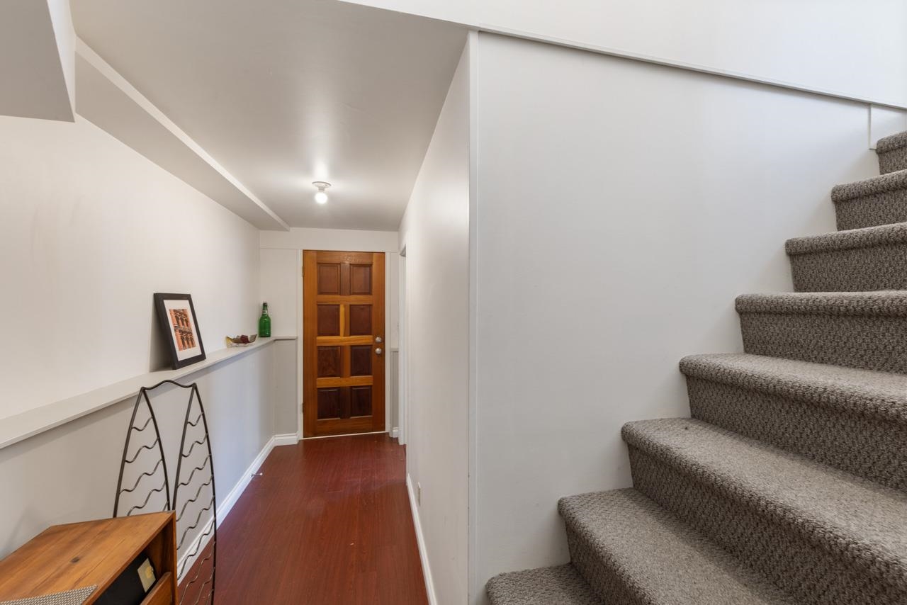 1737 E 5th Avenue Vancouver, BC - 12