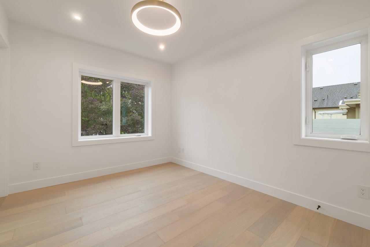 1 2680 E 5th Avenue Vancouver, BC - 27