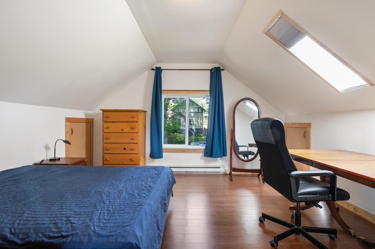 2268 E 7th Avenue Vancouver, BC - 17