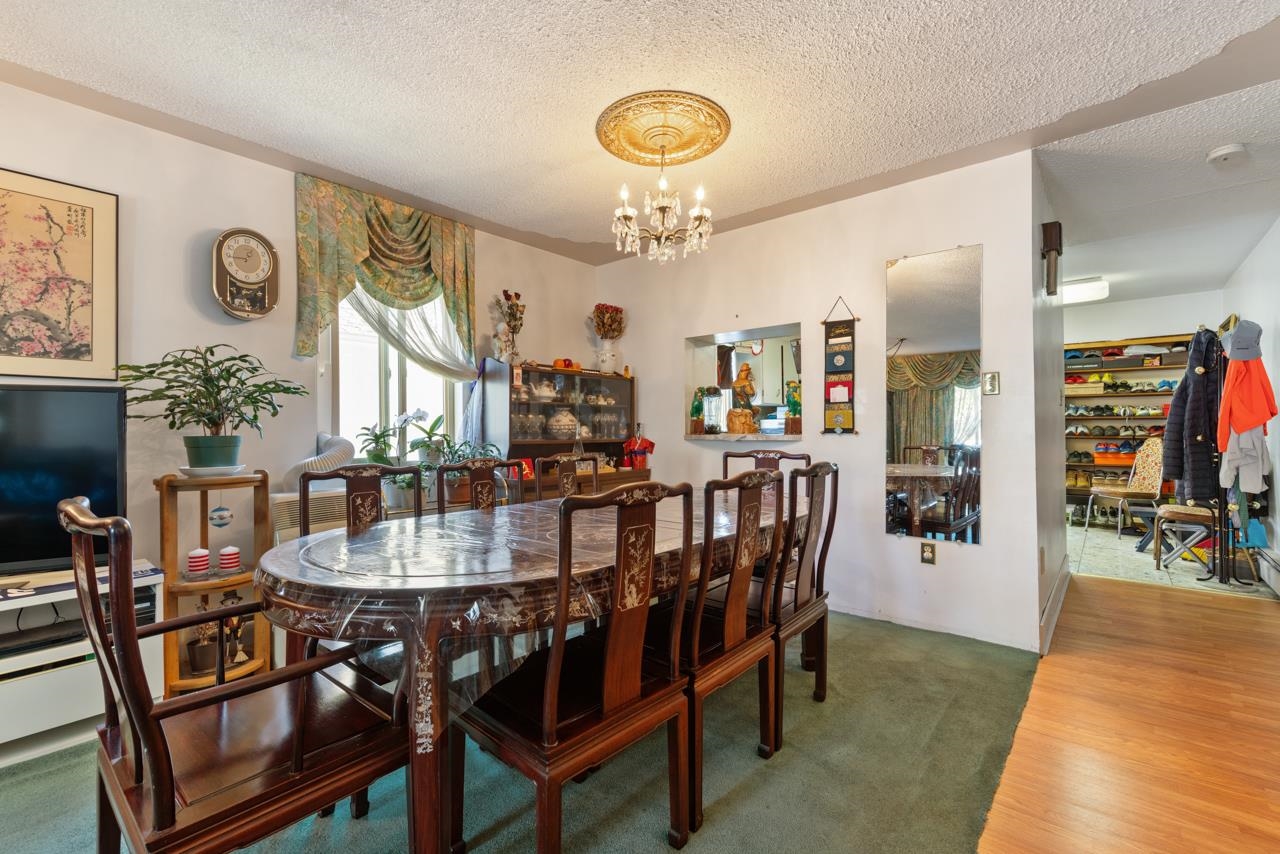 2472 E 12th Avenue Vancouver, BC - 15