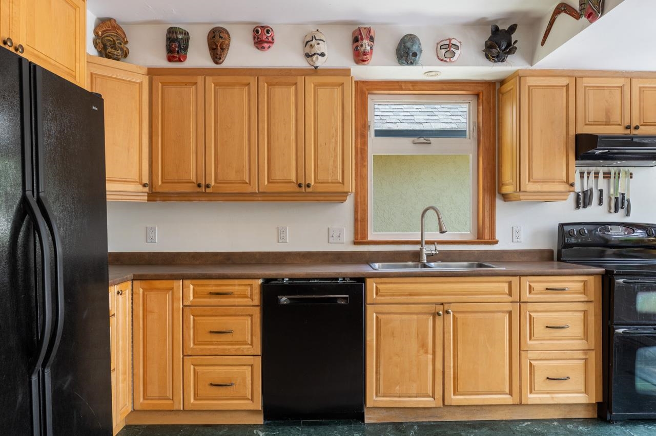 2268 E 7th Avenue Vancouver, BC - 8