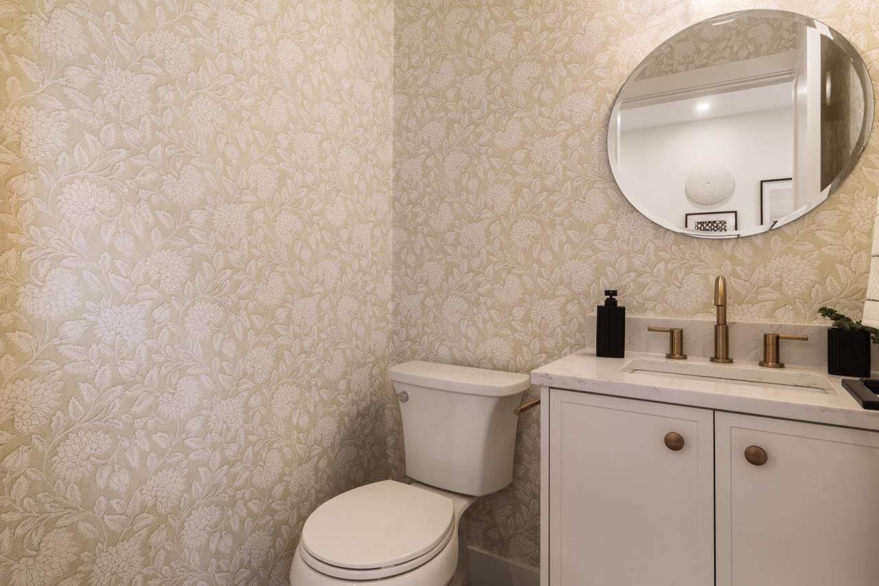 2053 E 4th Avenue Vancouver, BC - 15