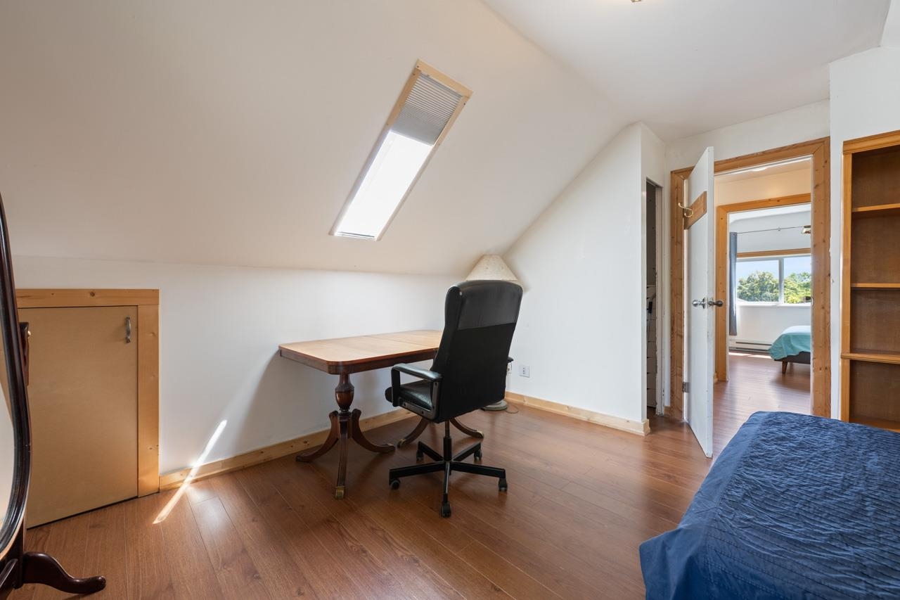 2268 E 7th Avenue Vancouver, BC - 19