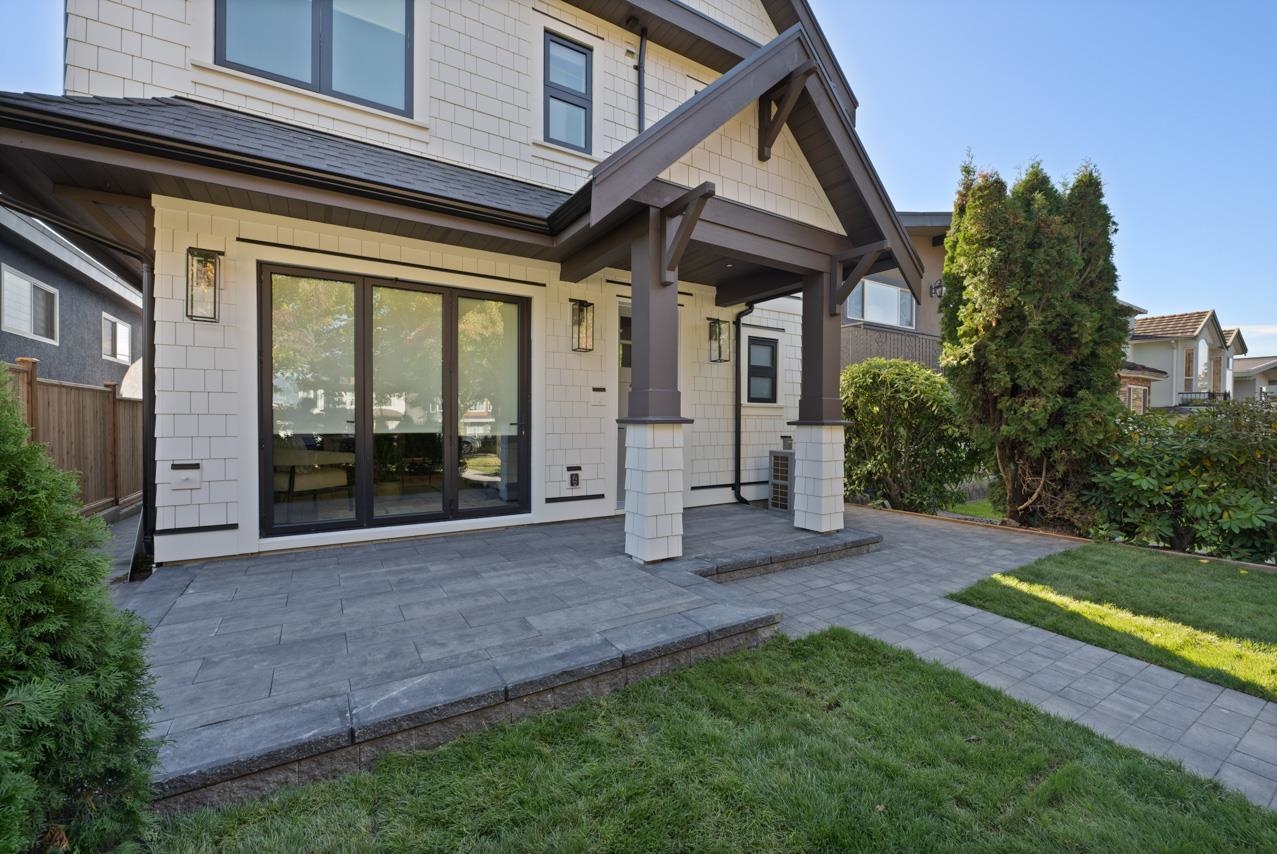 1 2680 E 5th Avenue Vancouver, BC - 37
