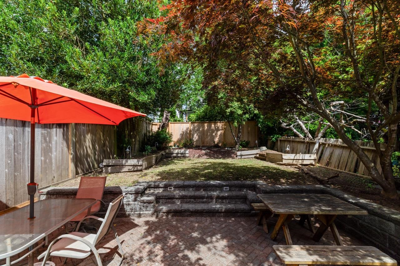 1737 E 5th Avenue Vancouver, BC - 18