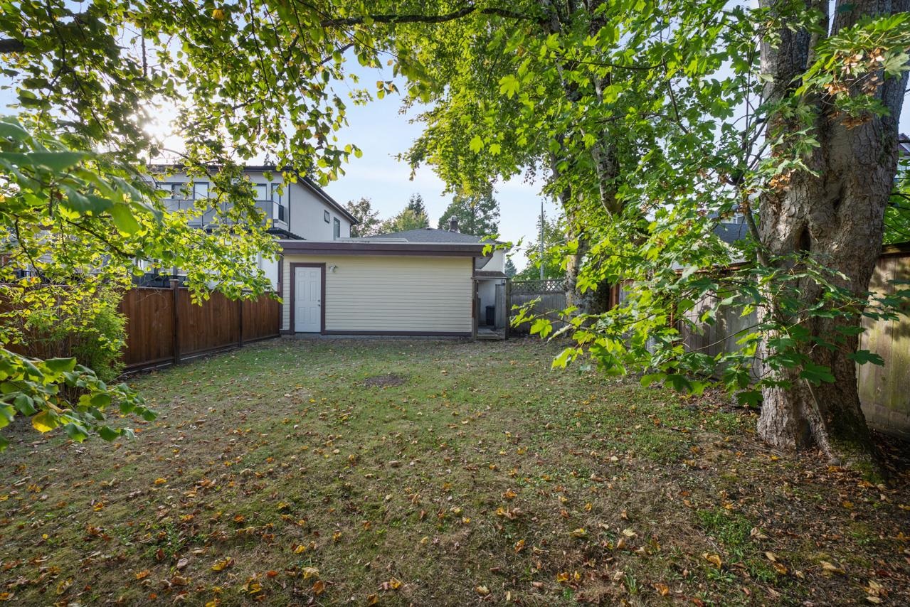7526 Selkirk Street Vancouver, BC - 10