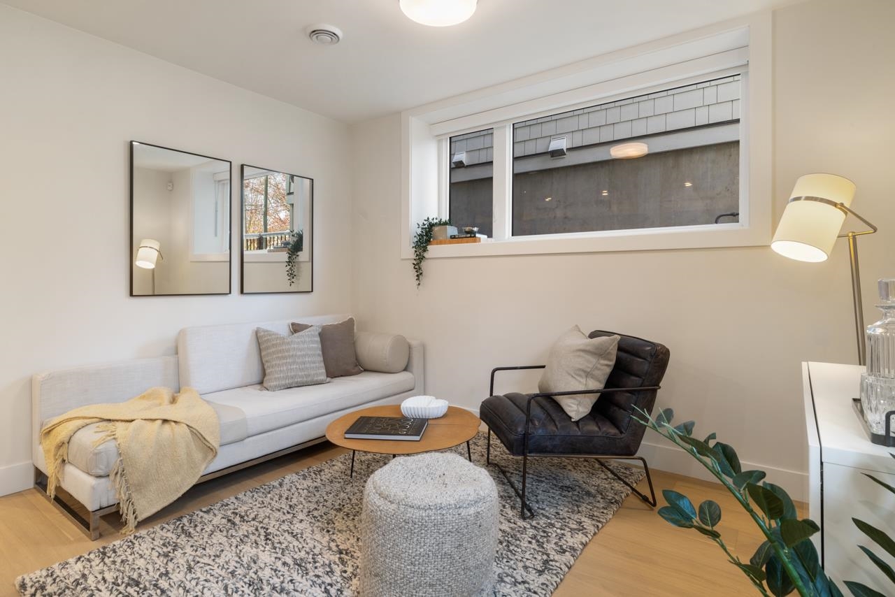 1 1937 Templeton Drive Vancouver, BC - 5