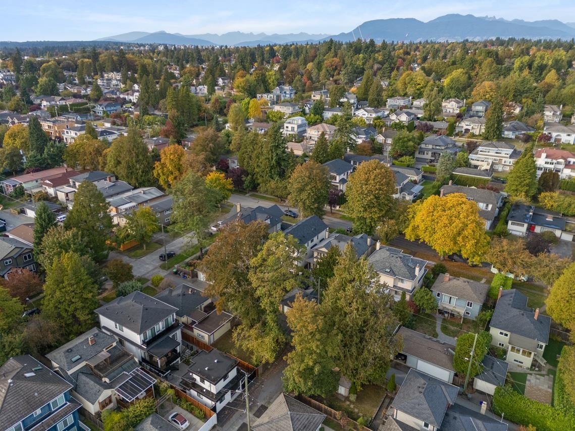 7526 Selkirk Street Vancouver, BC - 5