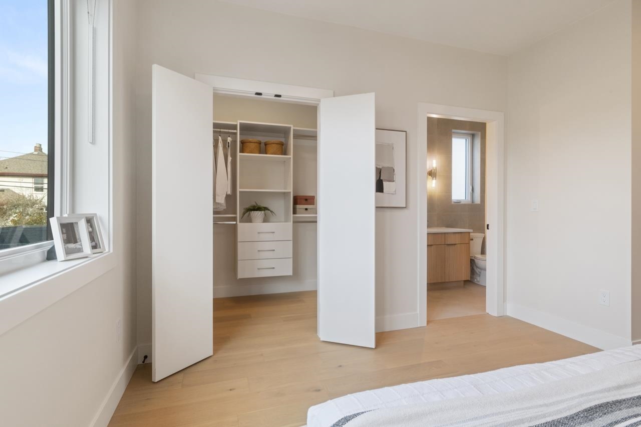 2 1937 Templeton Drive Vancouver, BC - 25