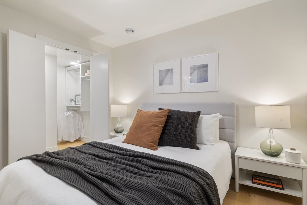 1 1937 Templeton Drive Vancouver, BC - 10