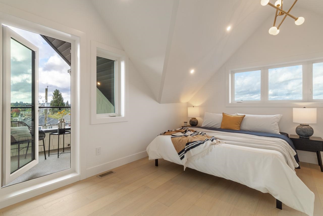 2 2680 E 5th Avenue Vancouver, BC - 29