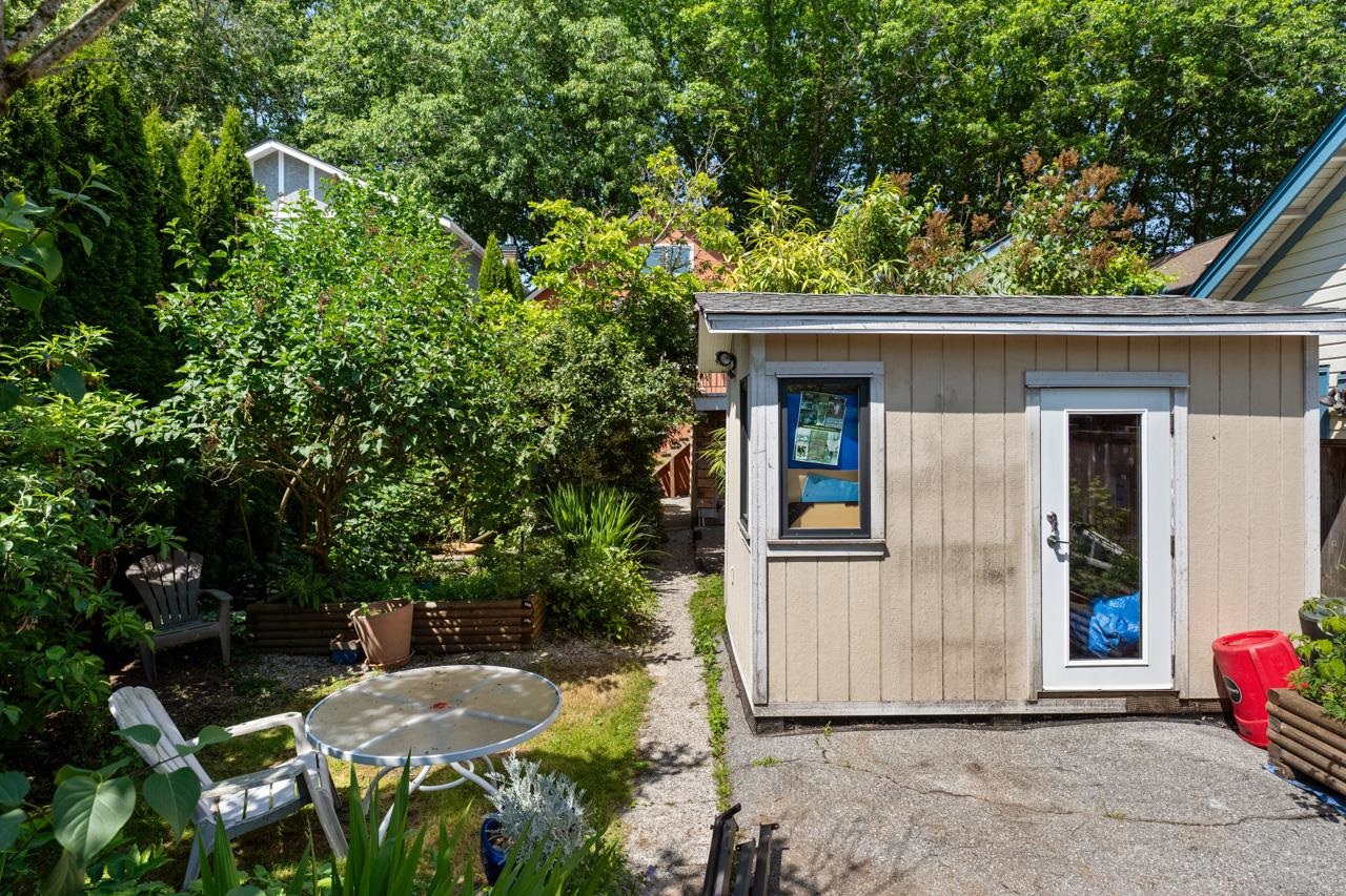 2268 E 7th Avenue Vancouver, BC - 38