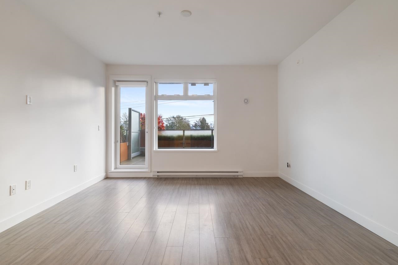 203 2408 Grant Street Vancouver, BC - 10