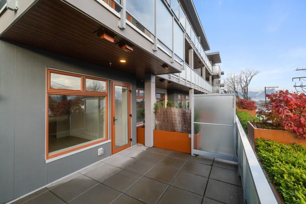 203 2408 Grant Street Vancouver, BC - 20