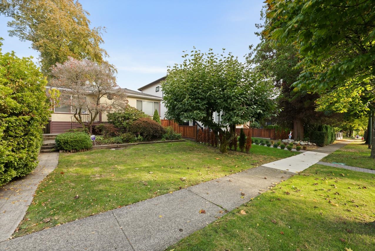 7526 Selkirk Street Vancouver, BC - 9