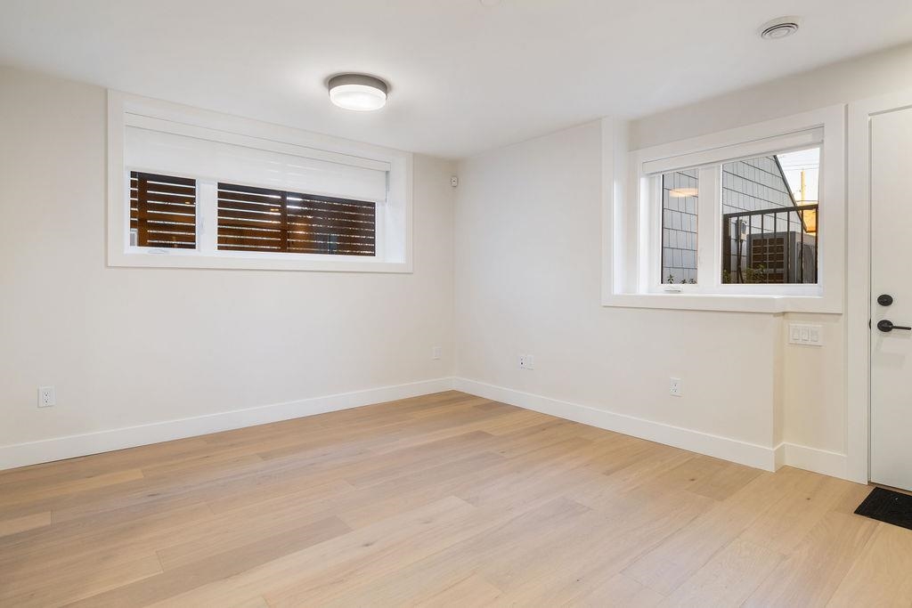 1 1933 Templeton Drive Vancouver, BC - 5