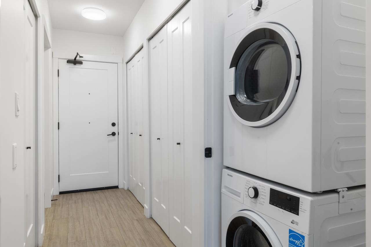 203 2408 Grant Street Vancouver, BC - 15