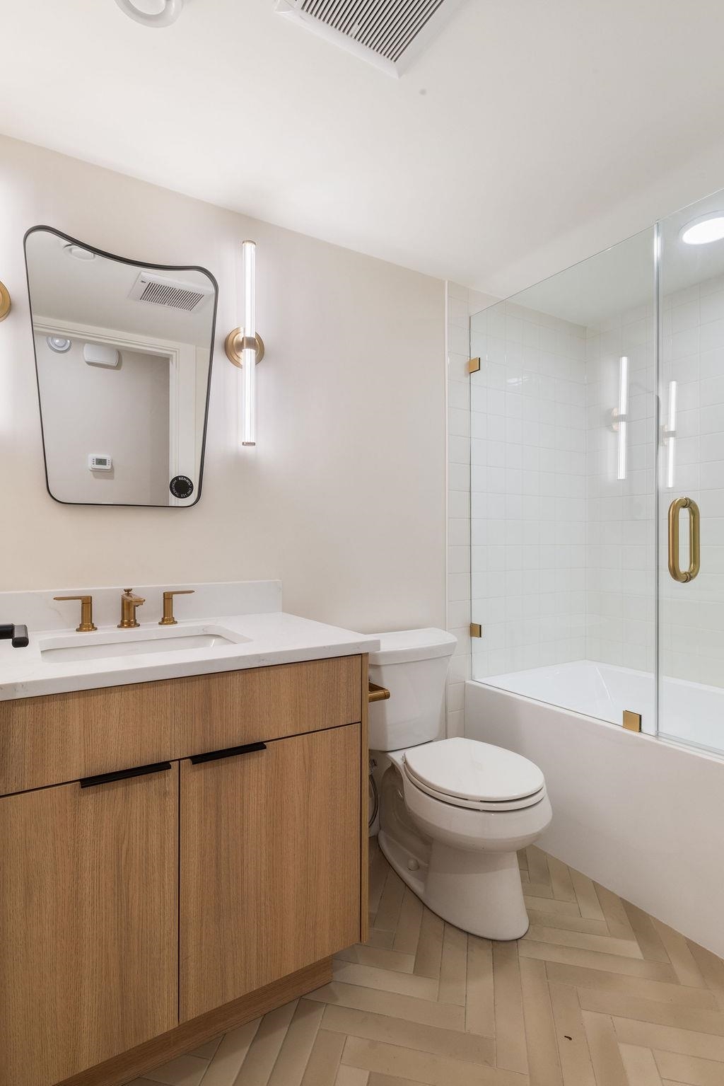 1 1933 Templeton Drive Vancouver, BC - 17