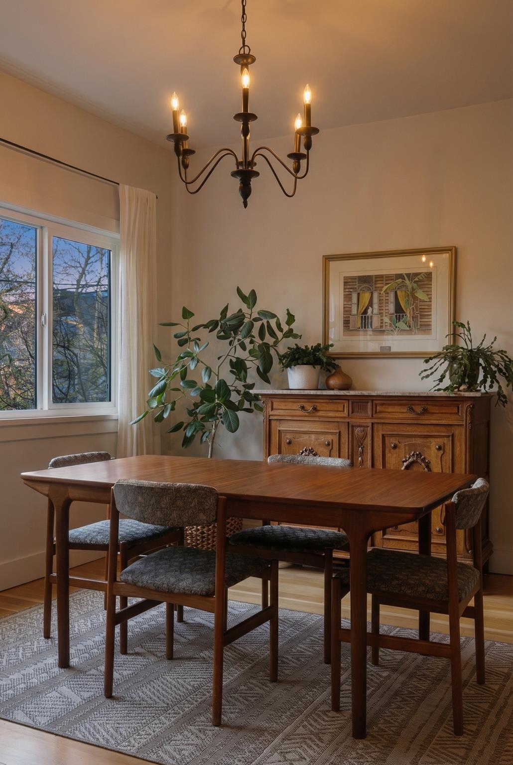 936 Semlin Drive Vancouver, BC - 4