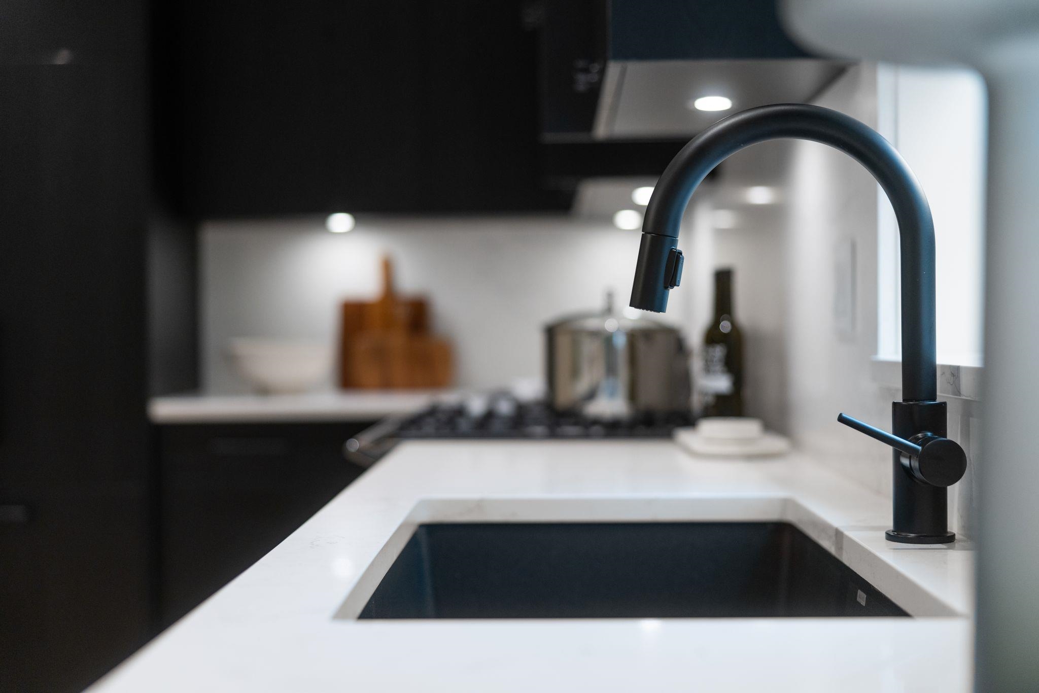 2 2539 Grant Street Vancouver, BC - 11