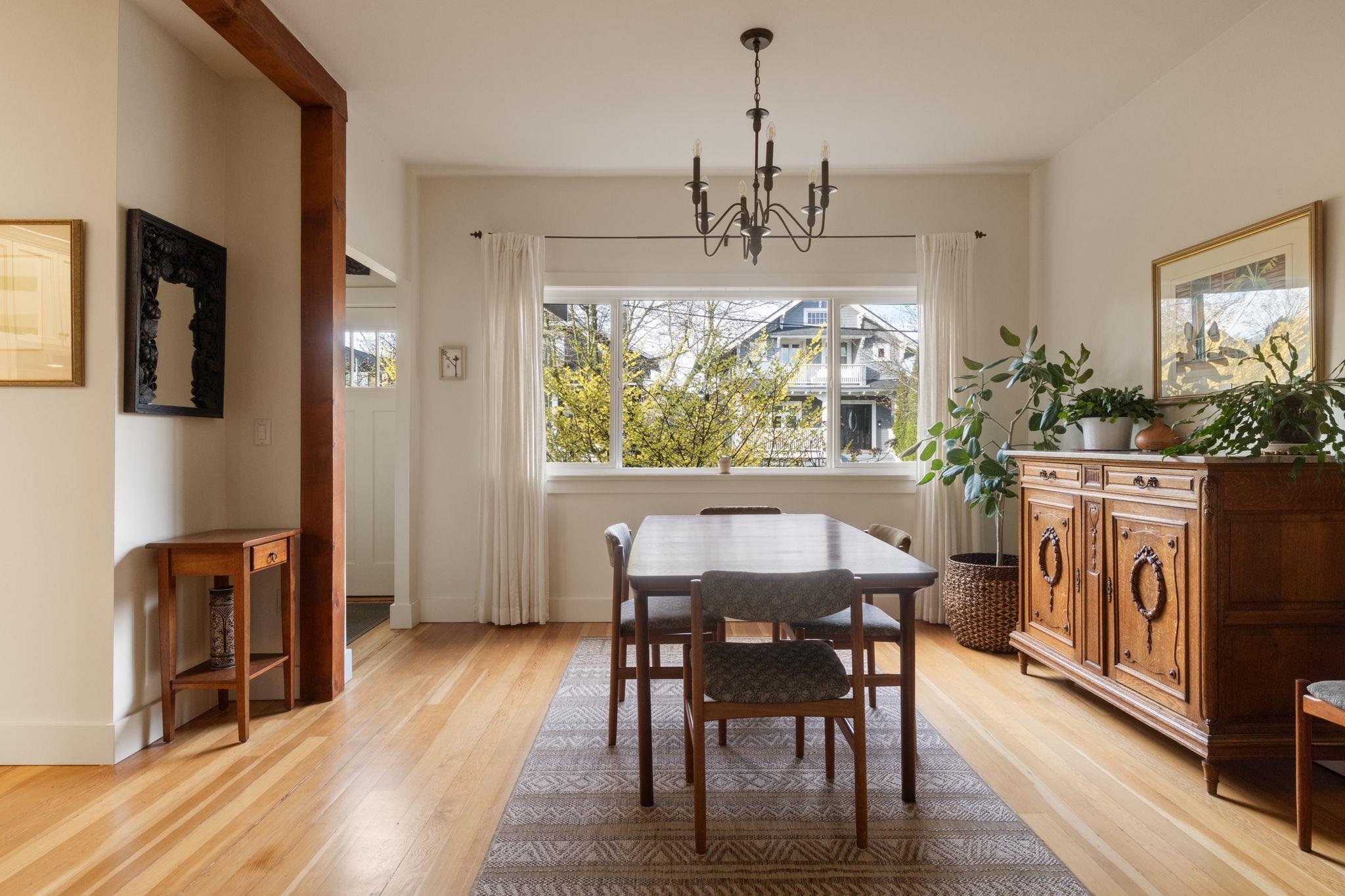 936 Semlin Drive Vancouver, BC - 9