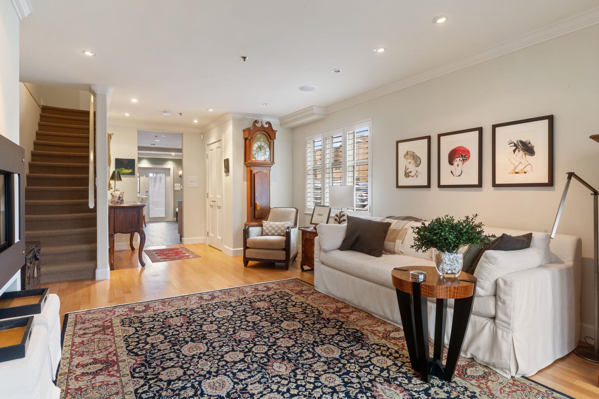 1730 Kitchener Street Vancouver, BC - 4