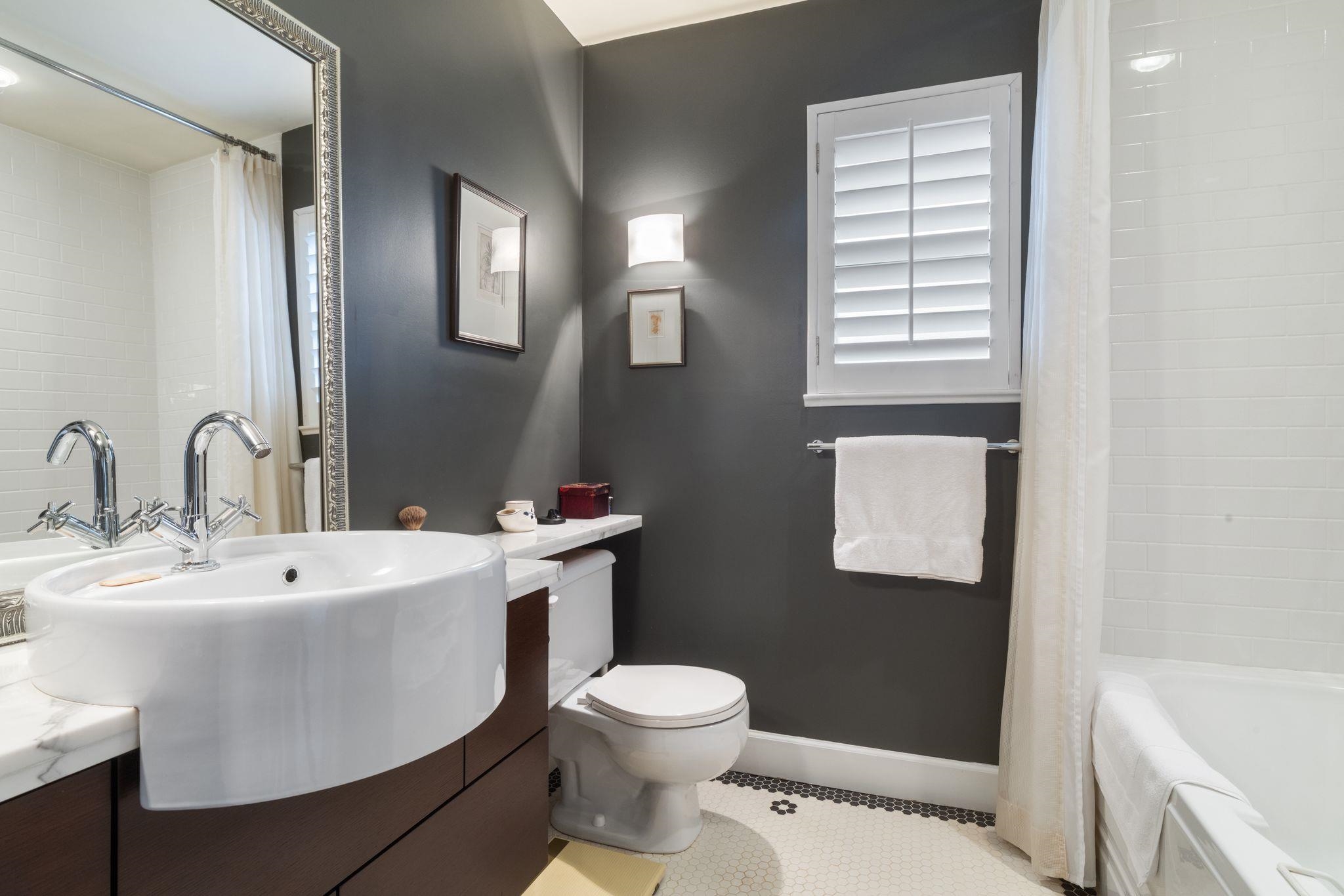 1730 Kitchener Street Vancouver, BC - 28