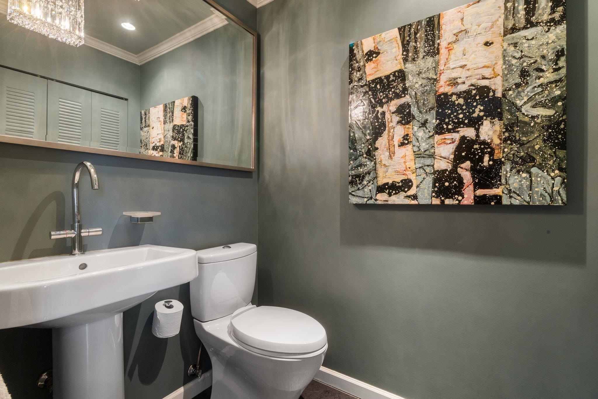 1730 Kitchener Street Vancouver, BC - 21