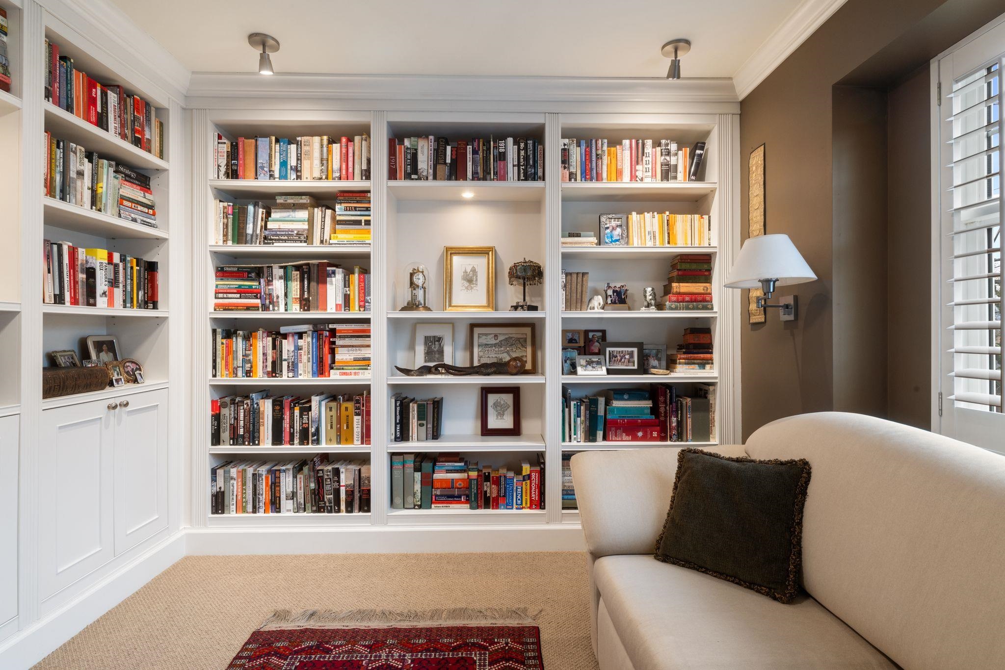 1730 Kitchener Street Vancouver, BC - 27