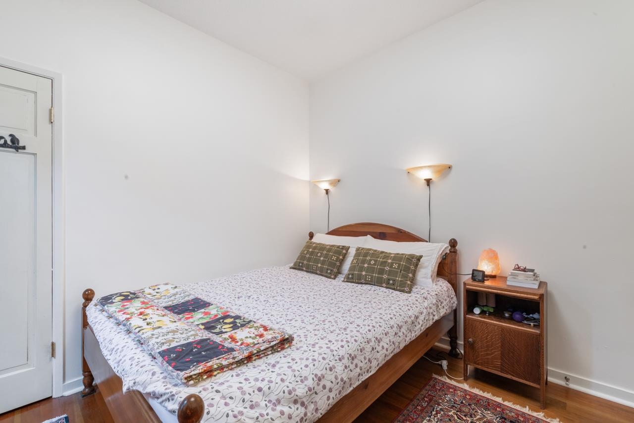 1752 E 4th Avenue Vancouver, BC - 15