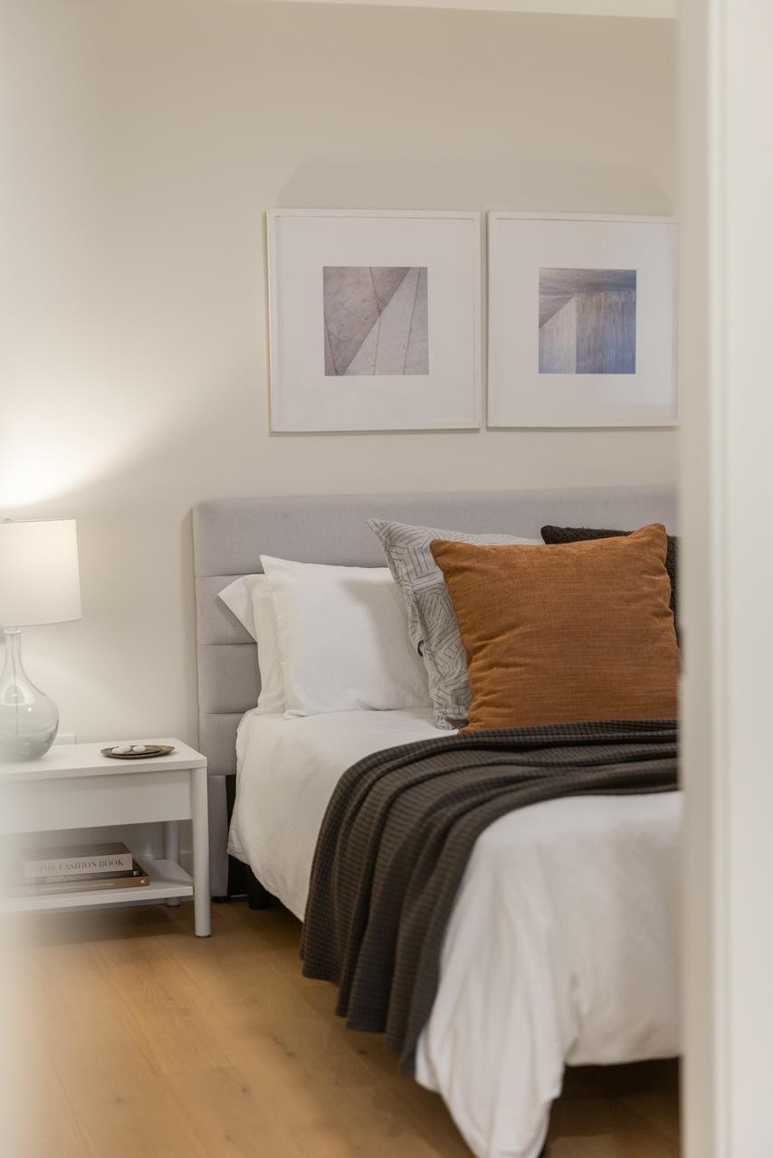 1 1937 Templeton Drive Vancouver, BC - 17