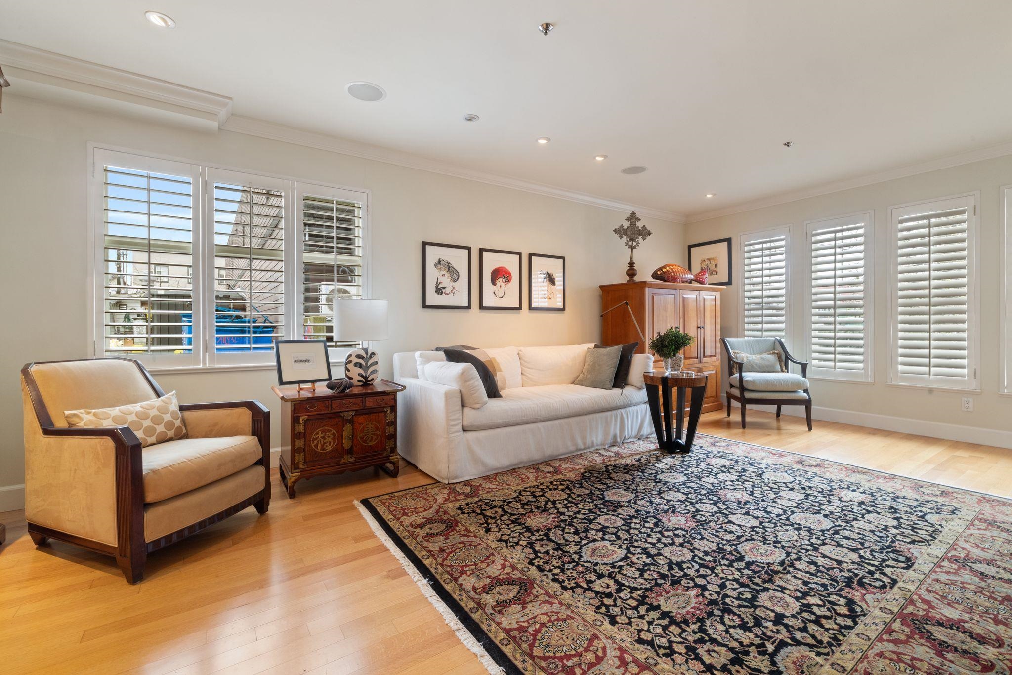 1730 Kitchener Street Vancouver, BC - 6