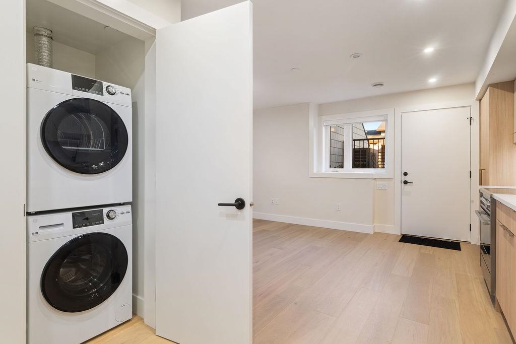 1 1933 Templeton Drive Vancouver, BC - 19