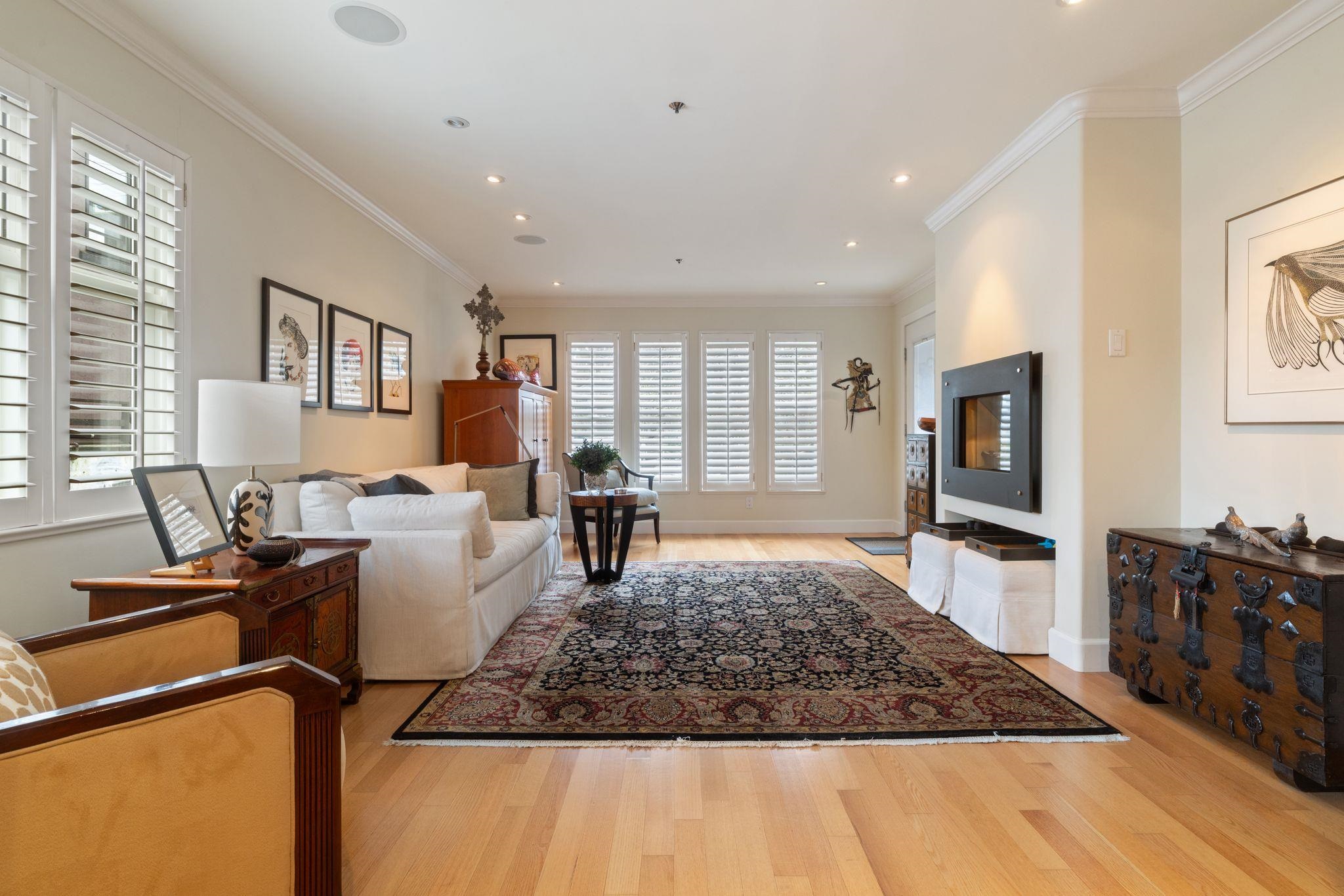 1730 Kitchener Street Vancouver, BC - 8