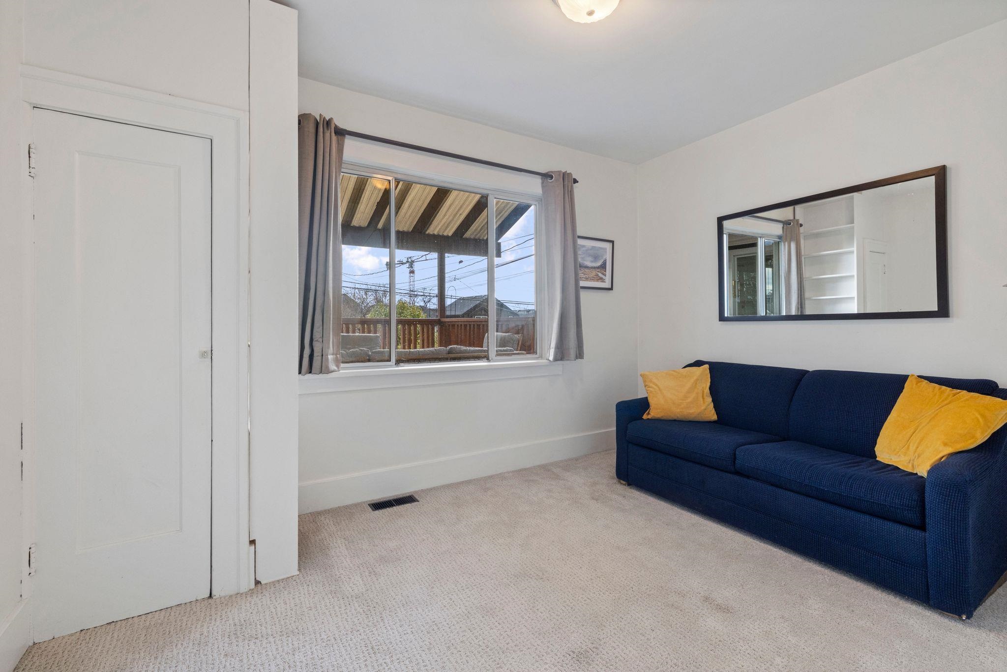 2094 E 7th Avenue Vancouver, BC - 15