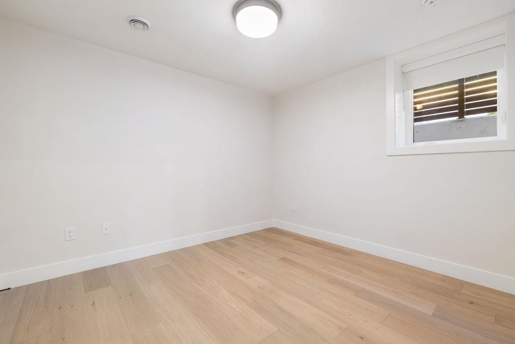 1 1933 Templeton Drive Vancouver, BC - 13