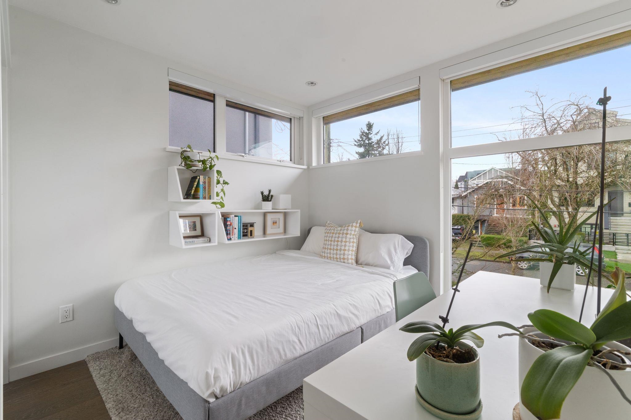 1928 Templeton Drive Vancouver, BC - 24