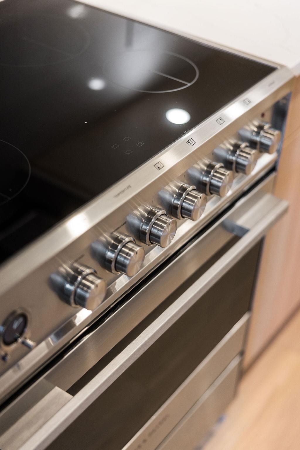 1 1933 Templeton Drive Vancouver, BC - 10