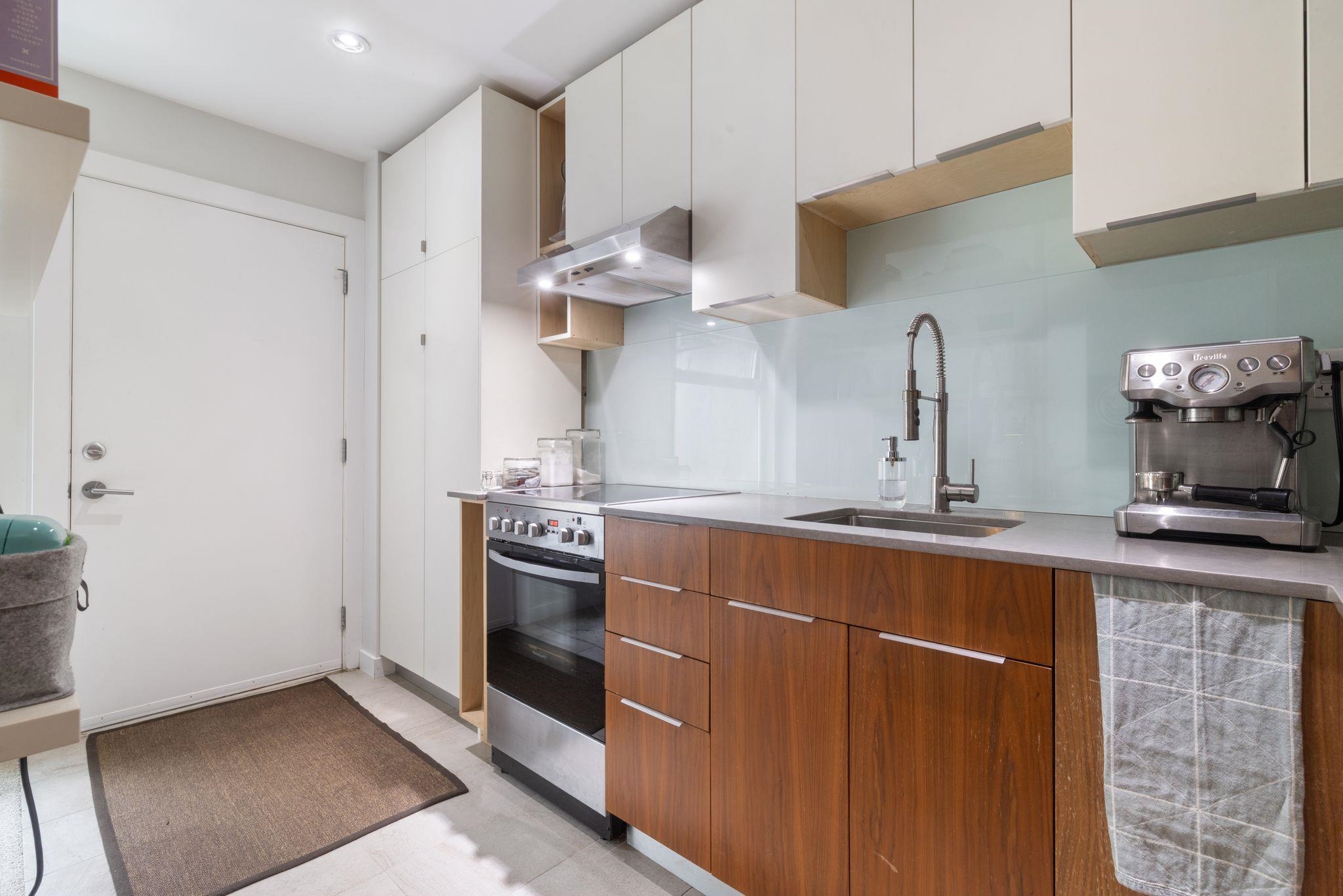 1928 Templeton Drive Vancouver, BC - 32