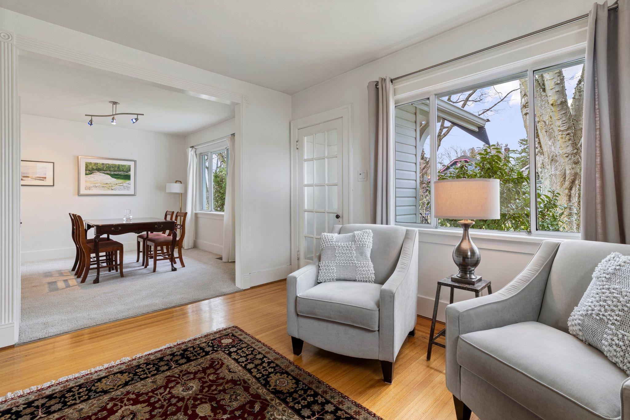 2094 E 7th Avenue Vancouver, BC - 5