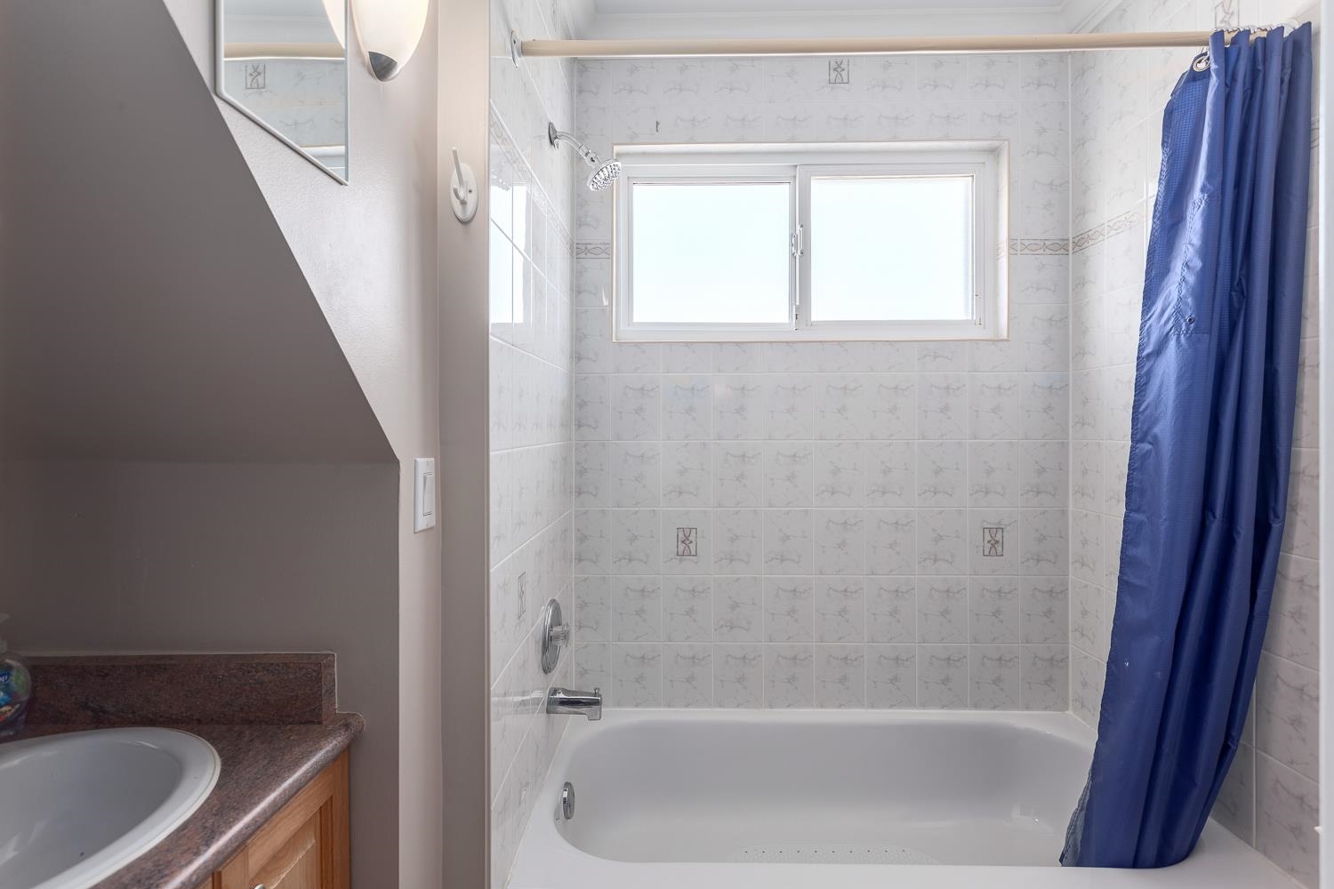 1732 Kitchener Street Vancouver, BC - 20