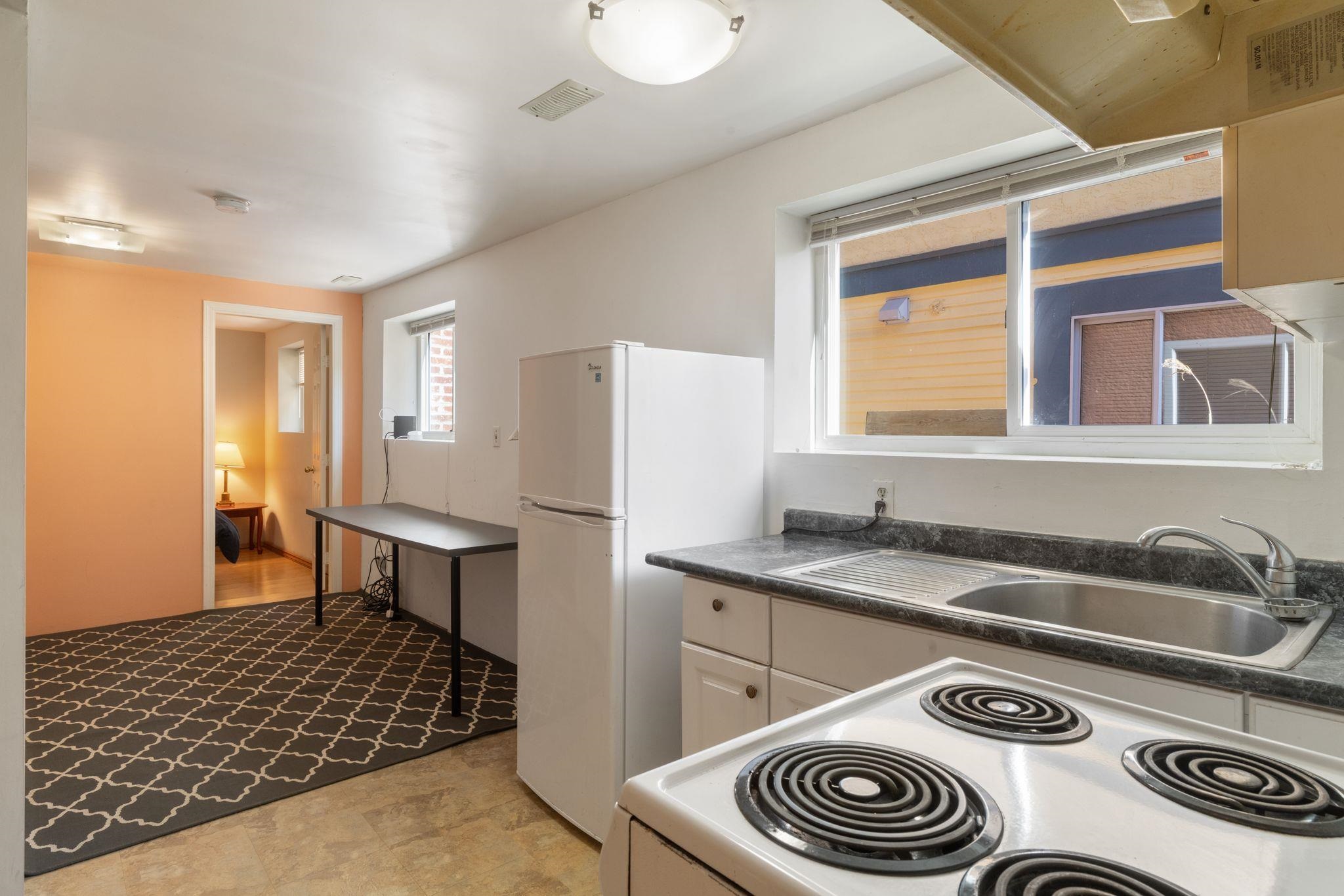 2268 E 7th Avenue Vancouver, BC - 24