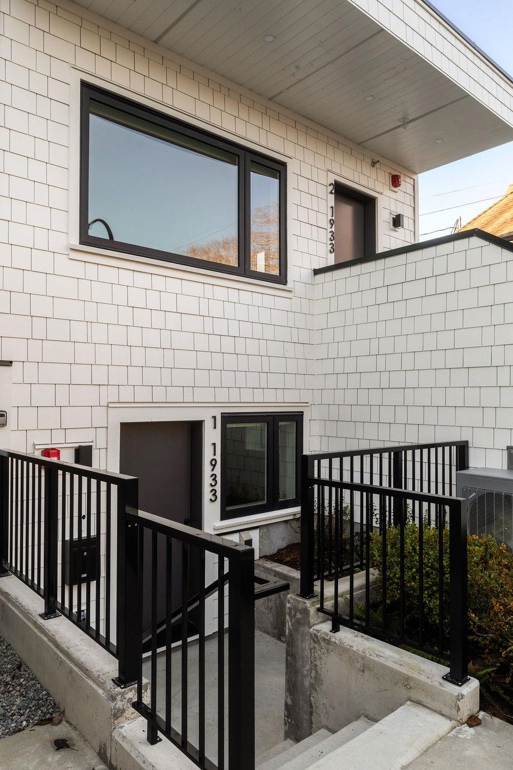 1 1933 Templeton Drive Vancouver, BC - 22